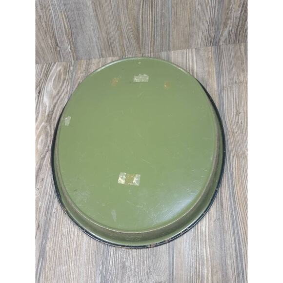 Vintage Coca-Cola Oval Tray, Betty Girl 1972 Reproduction, Primitive & Rusty - Picture 6 of 6